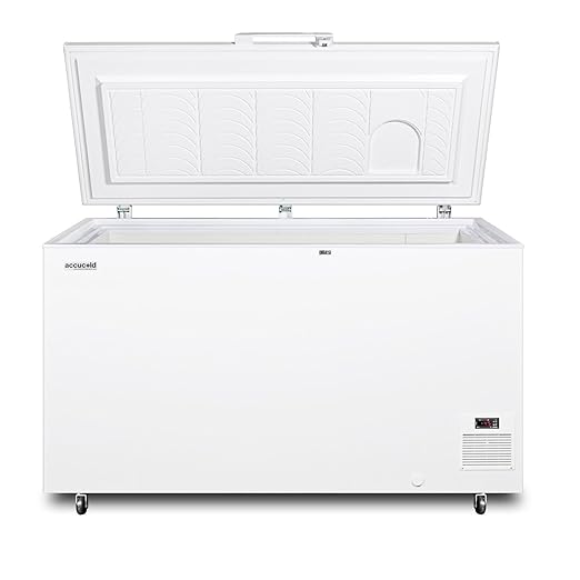 Summit EL41LT Chest Freezer, White | Fridge.com