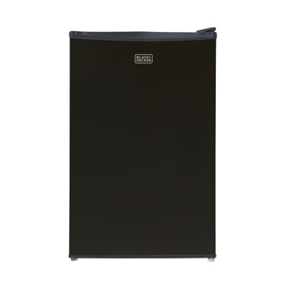 BCRK Series BLACK+DECKER 4.3 cu. ft. Freestanding Mini Fridge with Freezer | Fridge.com