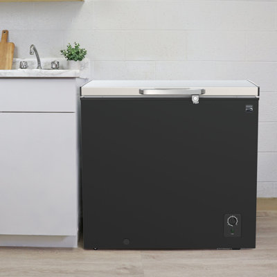 Kenmore 7 Cu. Ft. Compact Chest Freezer for Garage, Basement & Utility Room with Adjustable Temperature Controls | Fridge.com
